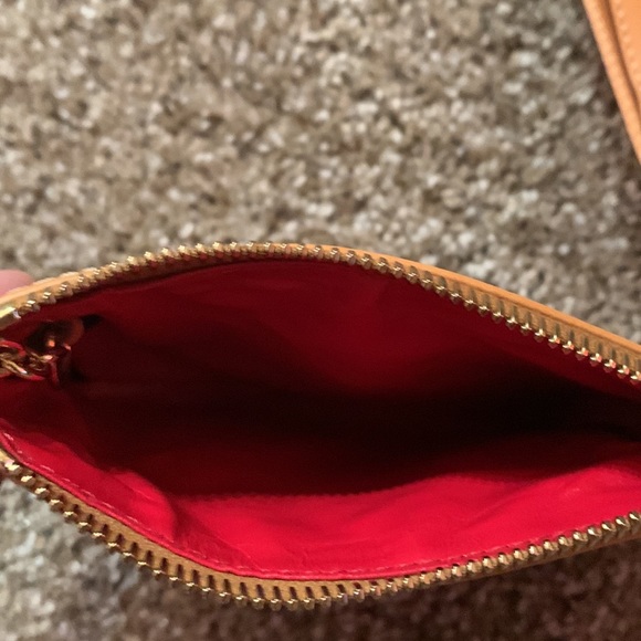 DOONEY & BOURKE WRISTLET CANVAS AND LEATHER NWOT - Picture 3 of 3